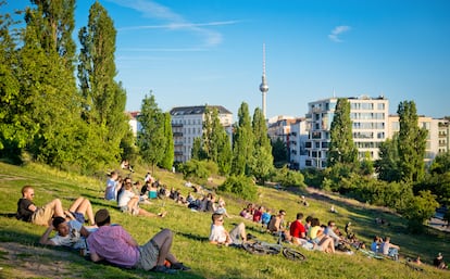 Mauerpark, el parque creado en los lugares donde estaba el muro de Berlín. 