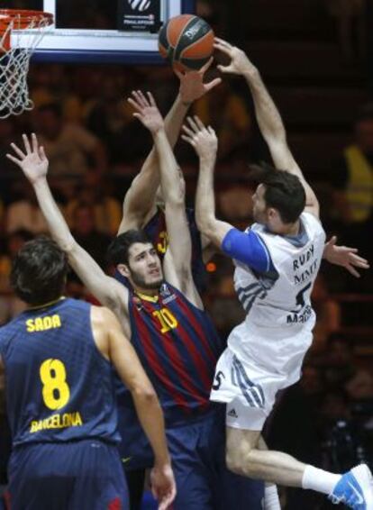 Rudy ante Abrines en el clásico de la Final Four de Milán