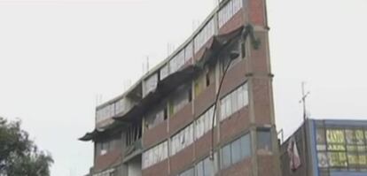 The almost 2-D building in Abancay Avenue, Lima.