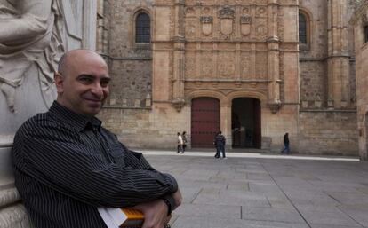 Ángel Martínez, de 45 años, estudia en la Universidad de Salamanca.