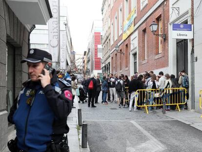 La puerta del edificio okupado La Ingobernable.