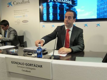 El consejero delegado de CaixaBank, Gonzalo Gort&aacute;zar.