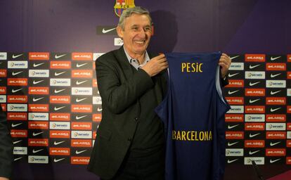 Svetislav Pesic. en su presentación como entrenador del Barça.