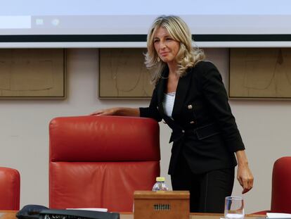 La líder de Sumar, Yolanda Díaz, preside la reunión del Grupo Parlamentario Plurinacional de la coalición en el Congreso en Madrid, este miércoles.