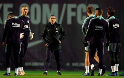 Valverde, en el último entrenamiento del Barcelona.