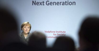 Angela Merkel, durante su intervenci&oacute;n en la conferencia &quot;Instituto Vodafone para la Sociedad y Comunicaci&oacute;n&quot; en Berl&iacute;n.