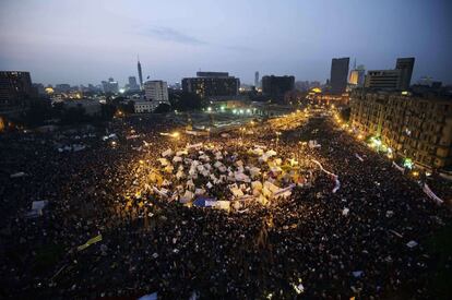 Vista área de la plaza de la Liberación, llena de opositores a Morsi.