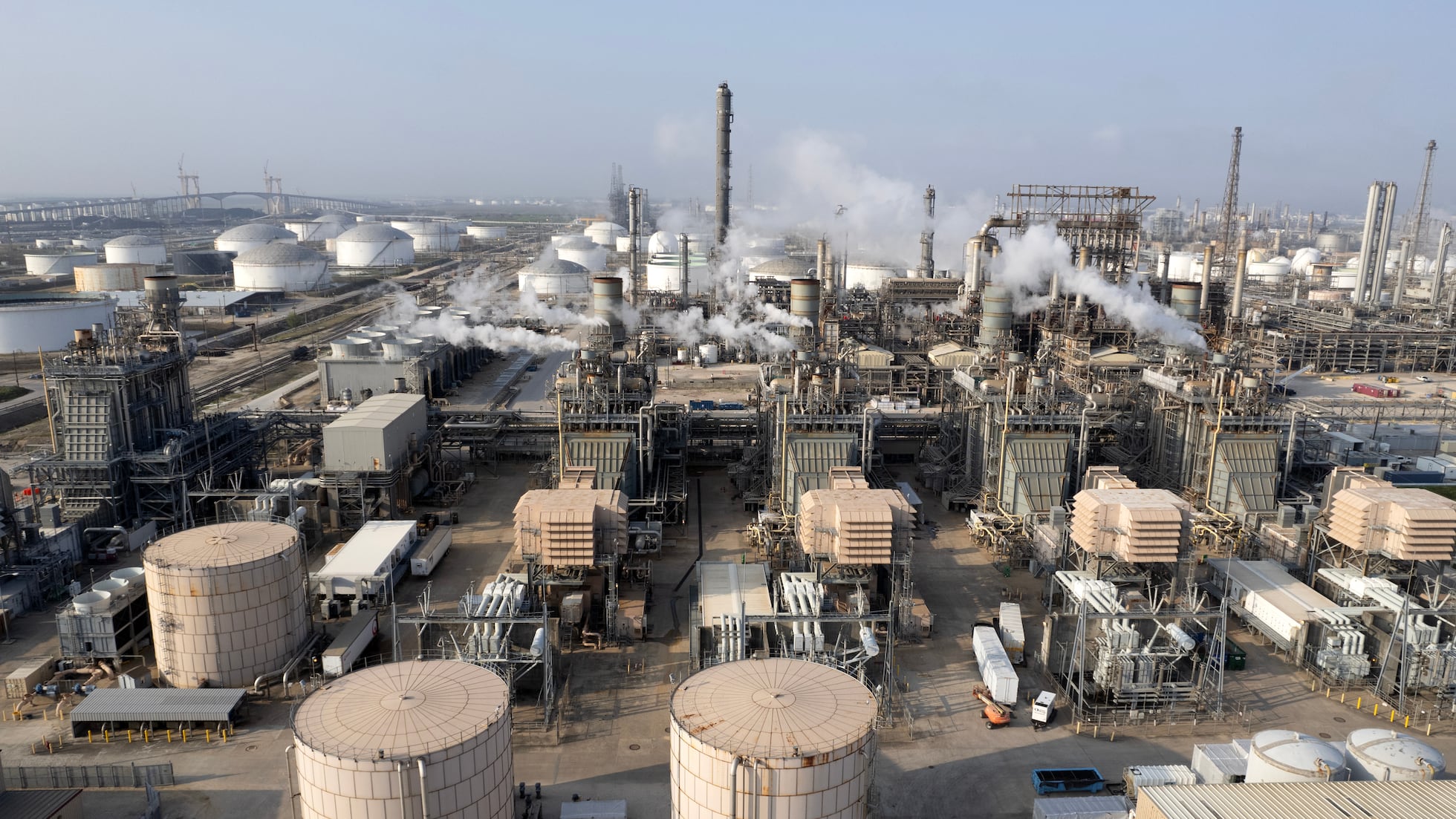 Diesel Export Ban Risk | 10-15% Freight Cost Surge for Cross-Border Sellers