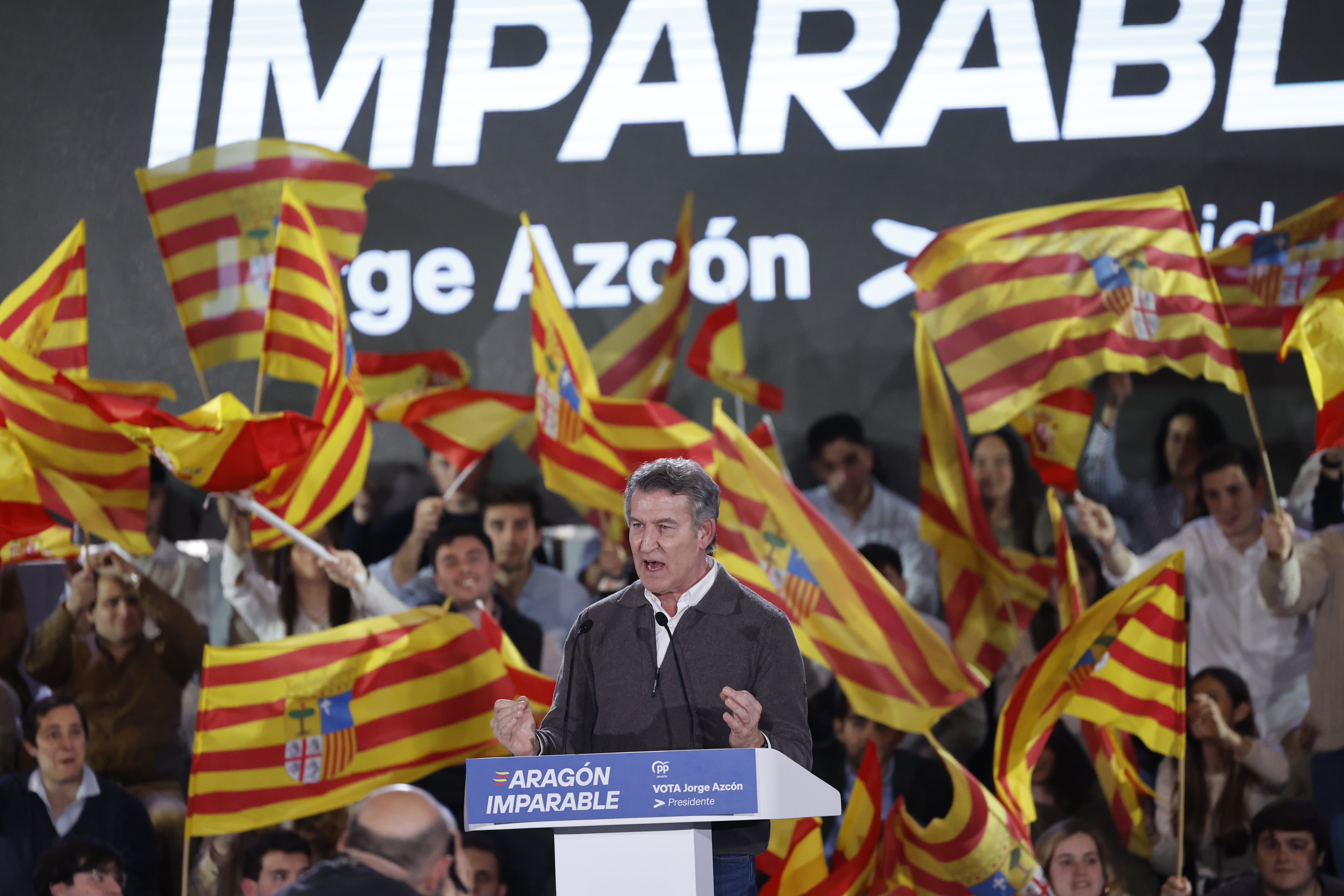 Alberto Núñez Feijóo, durante el acto de fin de campaña electoral del PP de cara a las elecciones del domingo en Aragón, este viernes en Zaragoza.
