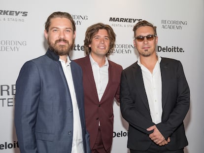 Zac Hanson, Taylor Hanson e Isaac Hanson fotografiados en una gala en Texas en el verano de 2019.