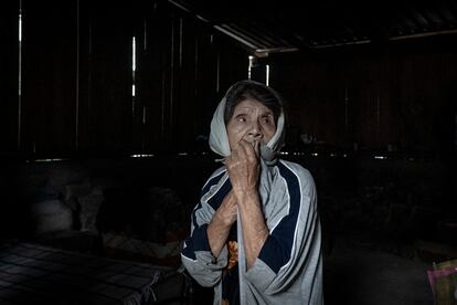 Juana Nuñez, en su casa de la Sierra de Guerrero.