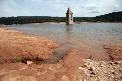 Imagen del pantano de Sau en 2008.