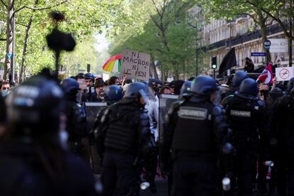 Manifestación en París contra la extrema derecha y el racismo ante la segunda vuelta de las elecciones presidenciales en Francia.