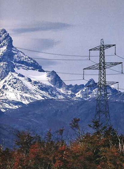 Fotomontaje del libro <i>Patagonia chilena ¡sin represas!</i>