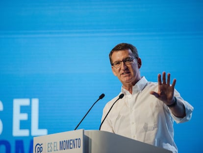 El líder del PP, Alberto Núñez Feijóo, este domingo en Toledo.