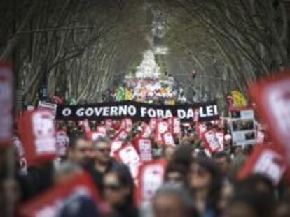 Manifestaci&oacute;n convocada por los sindicatos de CGTP y STAL contra las medidas de austeridad del gobierno, en Lisboa, Portugal. 