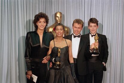 Jennifer Beals, Irene Cara, Keith Forsey and actor Matthew Broderick at the 1984 Oscars.