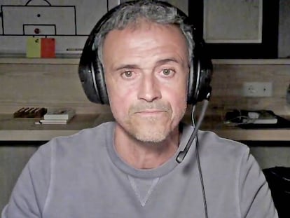 El seleccionador nacional, Luis Enrique Martínez, anunciando en su cuenta de Twitter la idea de hacerse ‘streamer’.  