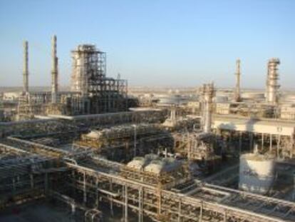Refiner&iacute;a  construida por T&eacute;cnicas Reunidas en Arabia Saud&iacute;