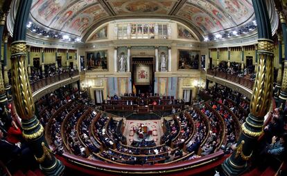 El presidente del Gobierno en funciones, Pedro Sánchez, al inicio de la tercera jornada del debate de su investidura.