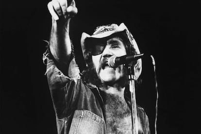 Ray Sawyer, durante un concierto en los setenta.