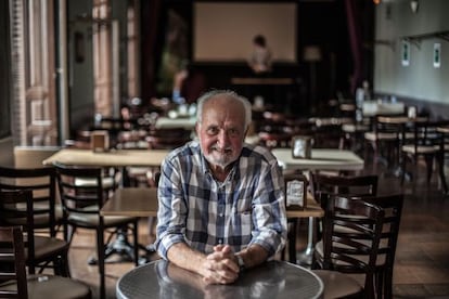 Jos&eacute; Esquinas, tras la mesa redonda sobre el hambre en Madrid.