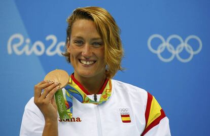 Mireia Belmonte celebra su medalla de bronce en los 400 metros estilos, el 7 de agosto.