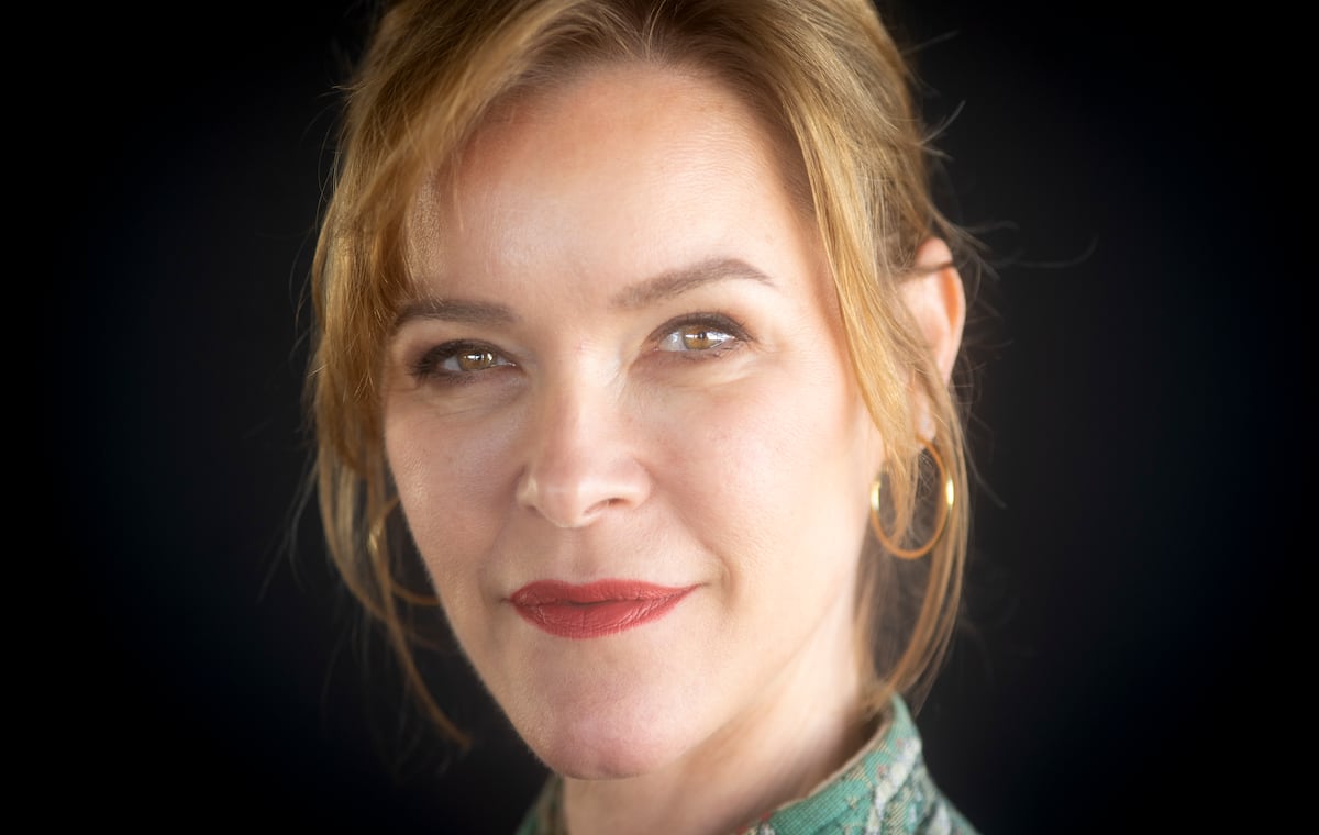 MaríaEsteve：「他の子供たちが言語を学ぶので、気付かずに両親から芸術を学びました」|文化