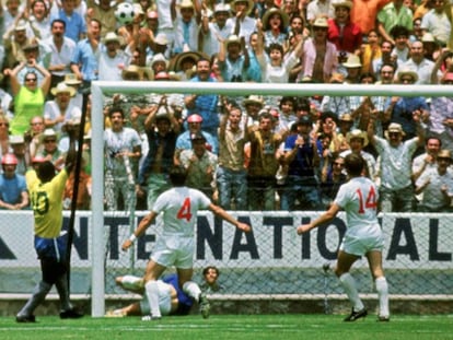 Banks evita en el último momento un gol de Pelé en el Mundial del 70. / ACTION IMAGES