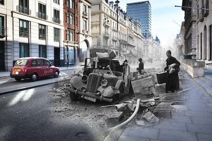 La imagen de archivo (del 15 de octubre de 1940) muestra un coche destrozado por el bombardeo, en Pall Mall, Londres. La imagen actual (del 1 de mayo de 2016) muestra el estado de la misma calle en el presente. El bombardeo aéreo conocido como 'Blitz' duró ocho meses durante las fases iniciales de la Segunda Guerra Mundial, incluyendo 57 noches consecutivas de ataques en Londres.