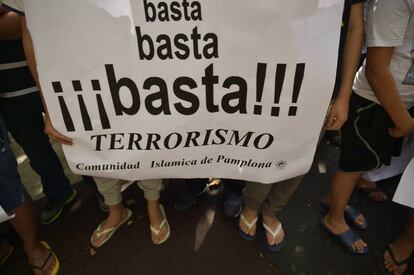 Pancarta contra el terrorismo.