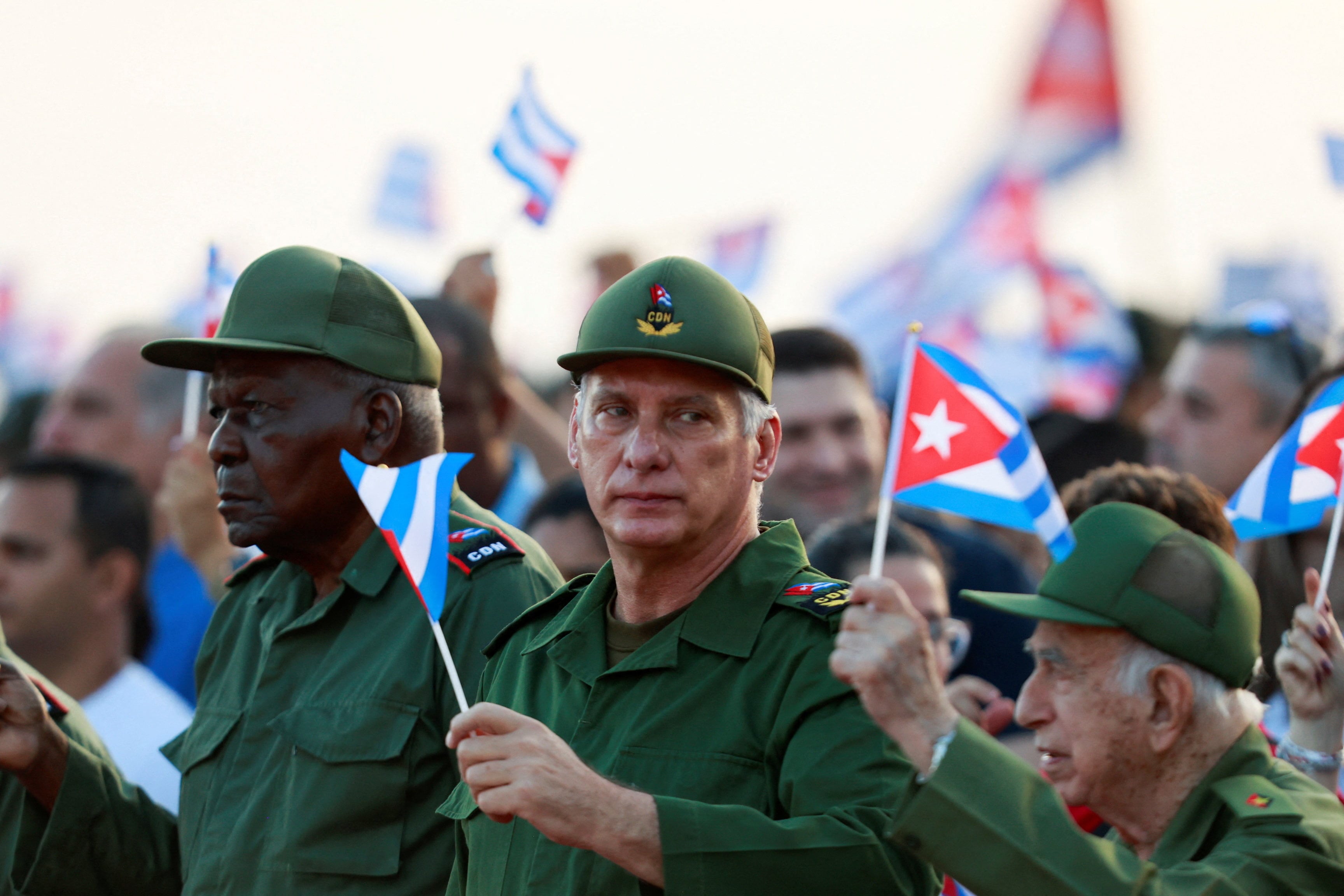 “Nos están matando”, el mensaje desde las dos realidades de La Habana