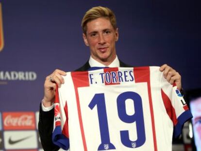 Fernando Torres con la camiseta del Atlético de Madrid.