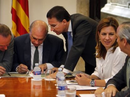 Fabra, Fern&aacute;ndez D&iacute;az y Castellano, este martes, en el Palau de la Generalitat. 