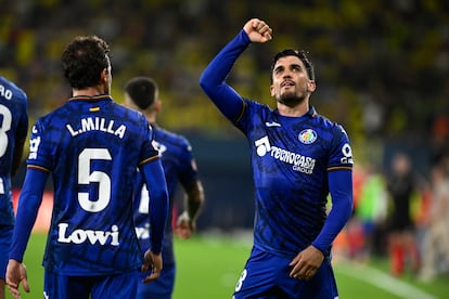 El centrocampista del Getafe Mauro Arambarri celebra un gol en la décima jornada de LaLiga EA Sports