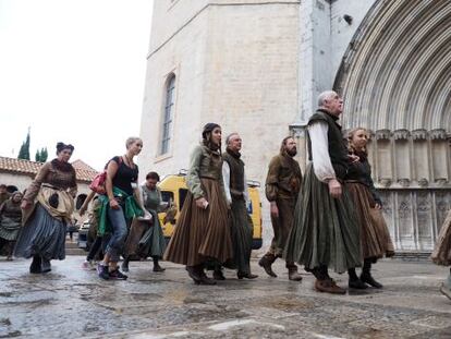 Alguns dels extres que participen en el rodatge de 'Joc de trons' a Girona.