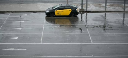 The near-empty taxi rank at the Sants train station in Barcelona today.