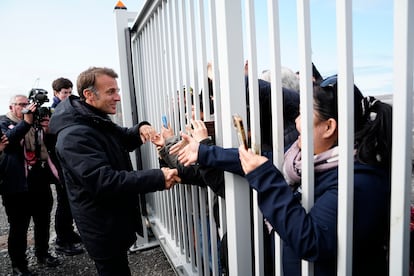 Macron durante su visita a Groenlandia, este domingo.