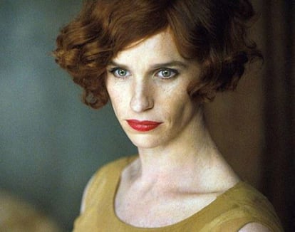 Redmayne, como Lili Elbe.