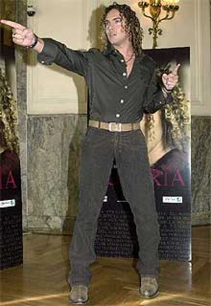 El cantante almeriense, durante la presentación de 'Bulerías'.