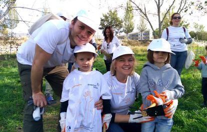 Los familiares y amigos de los empleados pueden participar en las actividades.