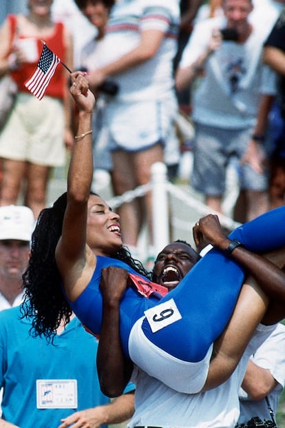 Florence Griffith Joyner after winning the 100 meters at the American qualifiers for Seoul '88.