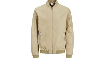 Esta es una de las chaquetas bomber para hombre más vendidas en Amazon