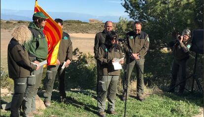 Acte d'homenatge als dos agents assassinats.