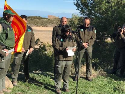 Acte d'homenatge als dos agents assassinats.