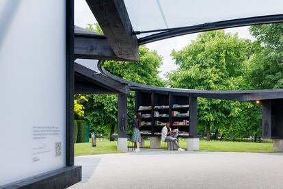 Detail of the library of unread books - by artist Heman Chong and archivist Renée Staal, north of the Pavilion.