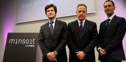 Silviano Andreu, Director Global de Minsait; Pedro García, Director de Indra en Italia; Claudio Golino, Director de Minsait en Italia.