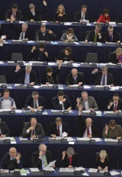 Eurodiputados, ayer, en el Parlamento Europeo, en Estrasburgo (Francia).