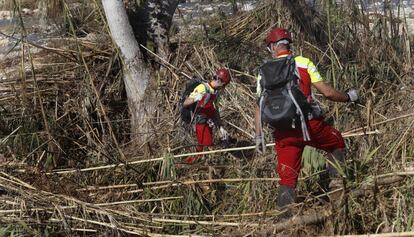 Tareas de búsqueda de los desaparecidos en el río Francolí.