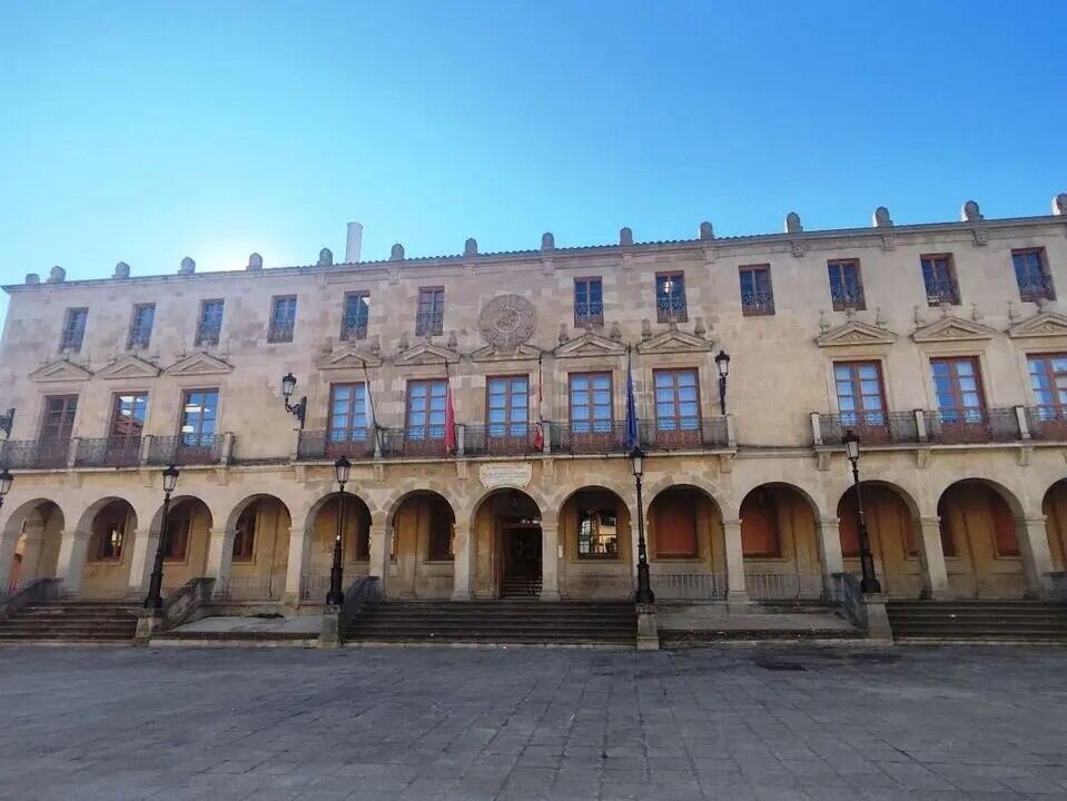 La policía judicial de la Guardia Civil registra dependencias del Ayuntamiento de Soria